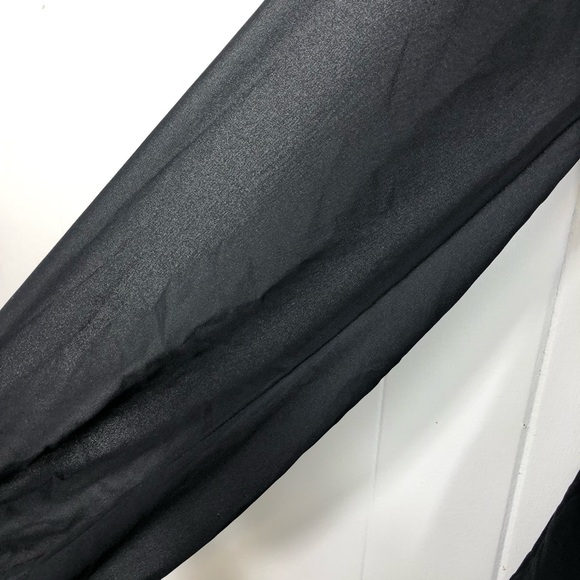 Woman’s V-Neck Long Sleeve Ruffled Mini Dress Sz XS - Picture 5 of 8